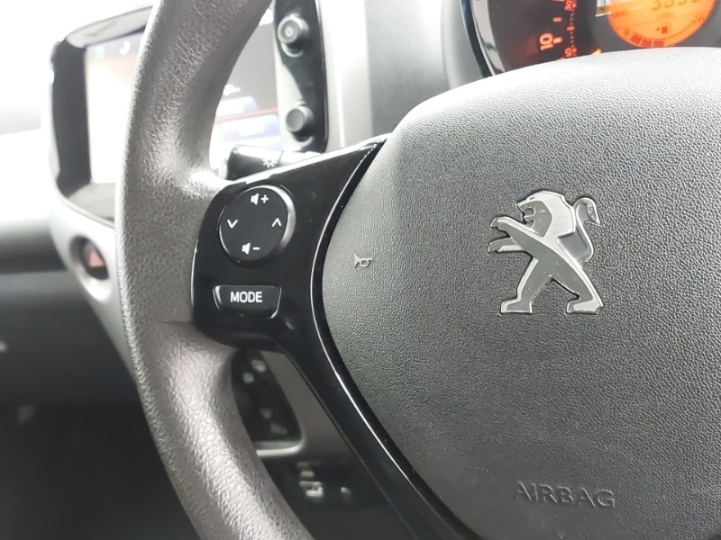 Used Peugeot 108 2017 for sale - 76648511: Photo 11