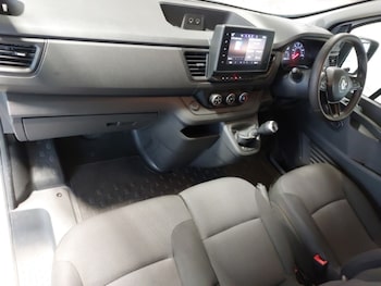 Used Renault Trafic 2023 for sale - 77938995: Photo