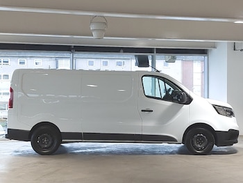 Used Renault Trafic 2023 for sale - 77938995: Photo