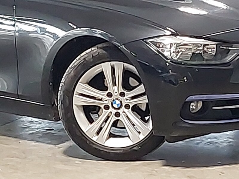 Used BMW 3 Series 2016 for sale - 76639307: Photo 9