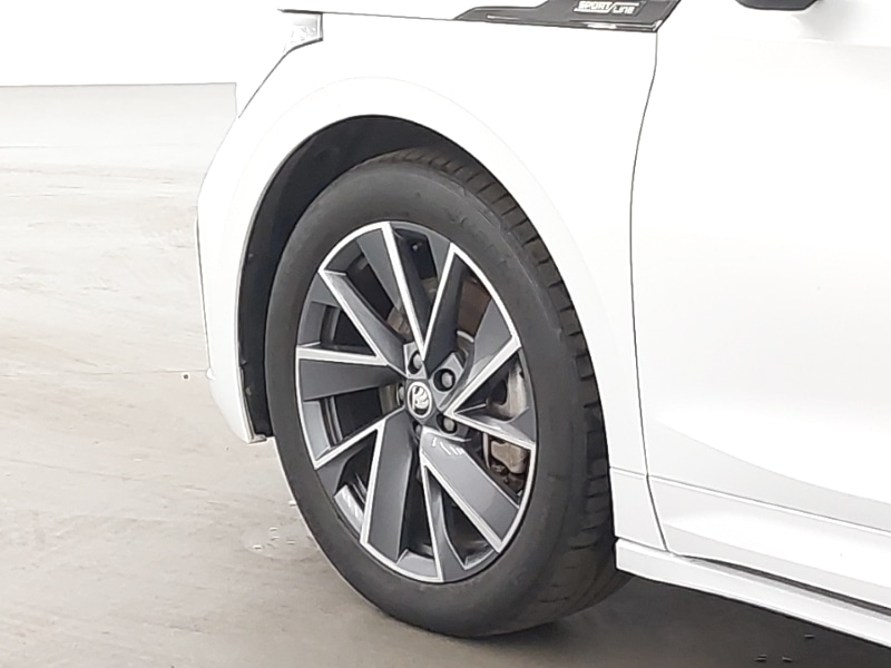 Used Skoda Enyaq 2024 for sale - 76414346: Photo 9