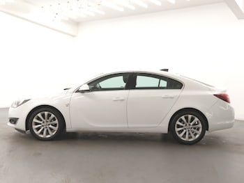 Used Vauxhall Insignia 2016 for sale - 77112039: Photo