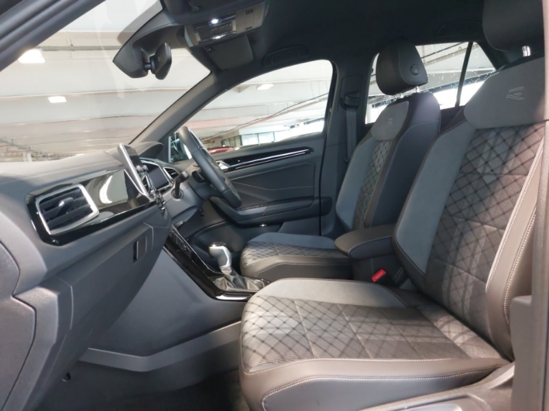 Used Volkswagen T-Roc 2025 for sale - 76054121: Photo 5