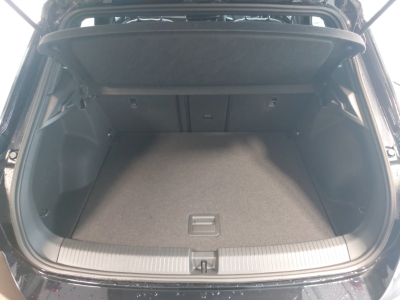 Used Volkswagen T-Roc 2025 for sale - 76054121: Photo 8