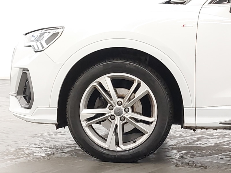 Used Audi Q3 2019 for sale - 76795429: Photo 12