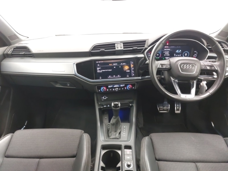 Used Audi Q3 2019 for sale - 76795429: Photo 2