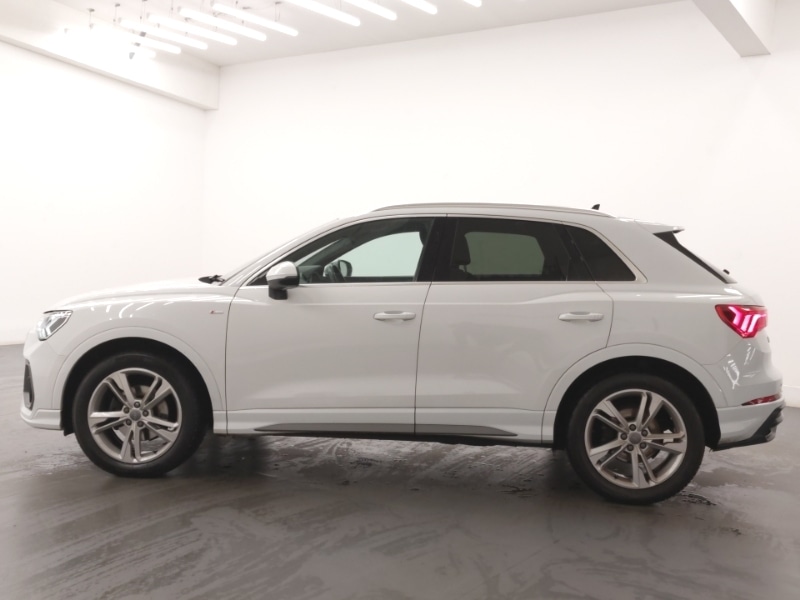Used Audi Q3 2019 for sale - 76795429: Photo 4