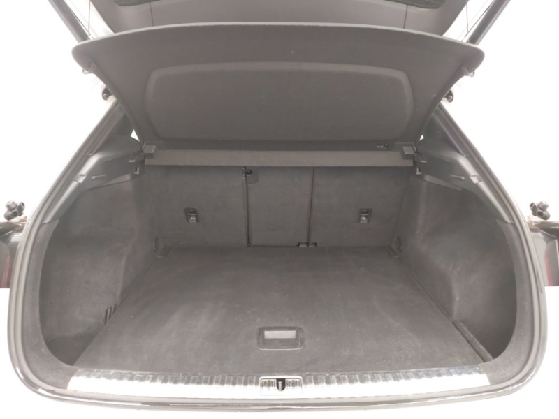 Used Audi Q3 2019 for sale - 76795429: Photo 8