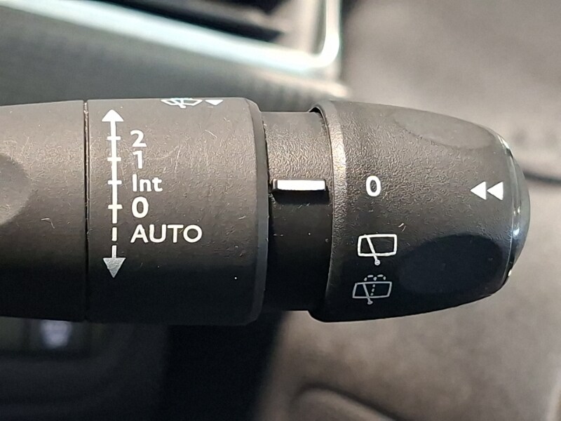 Used Peugeot 208 2018 for sale - 78155985: Photo 18