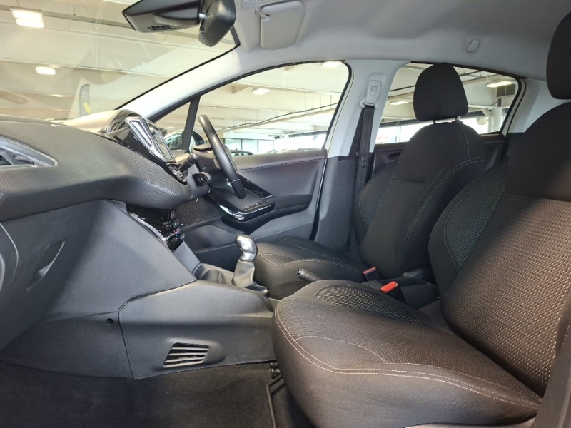 Used Peugeot 208 2018 for sale - 78155985: Photo 5