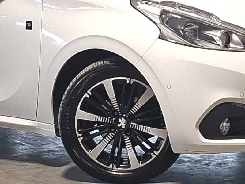 Used Peugeot 208 2018 for sale - 78155985: Photo 9