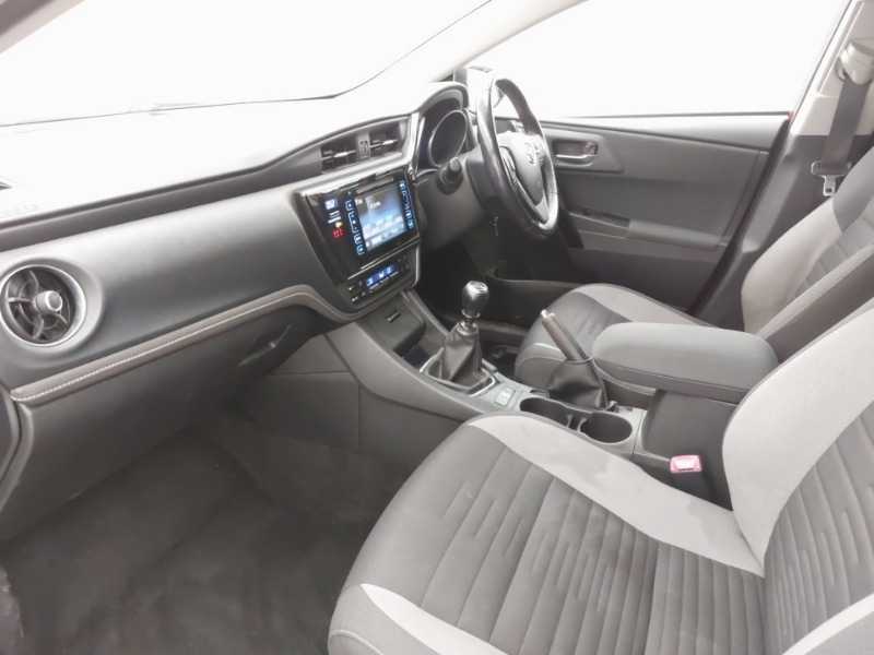 Used Toyota Auris 2016 for sale - 76177972: Photo 5