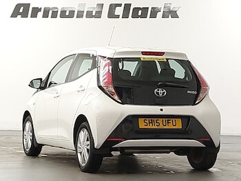 Used Toyota AYGO 2015 for sale - 76471479: Photo