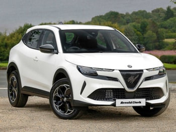 Used Alfa Romeo Junior 2025 for sale - 77873969: Photo