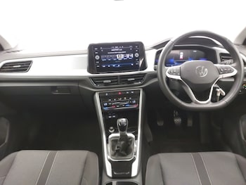 Used Volkswagen T-Roc 2023 for sale - 76478717: Photo