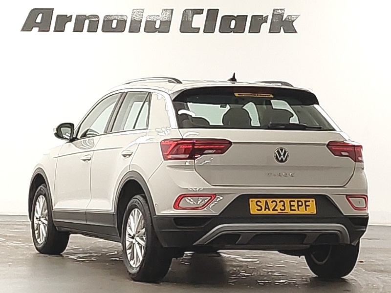 Used Volkswagen T-Roc 2023 for sale - 76478717: Photo 3