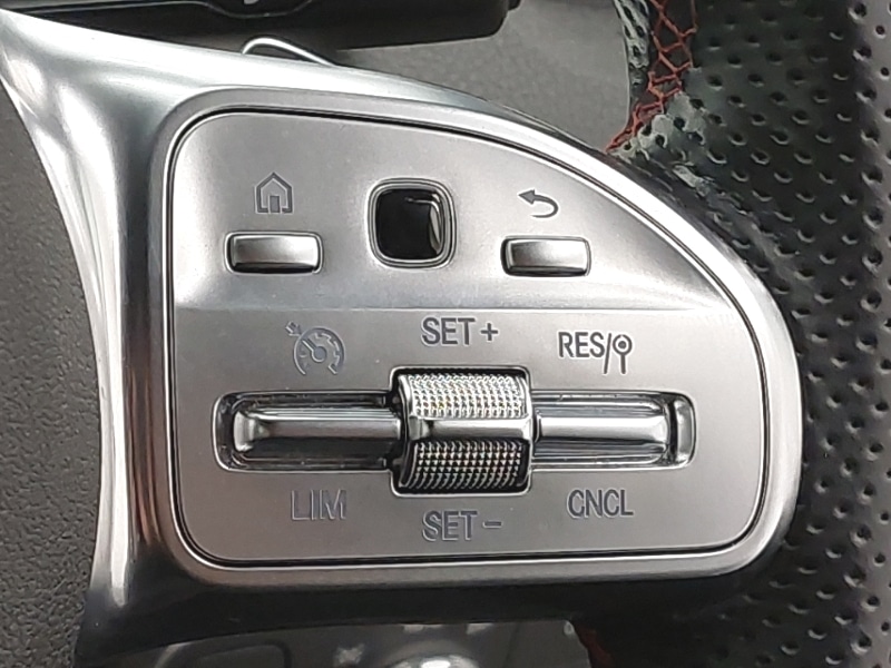 Used Mercedes-Benz EQB 2022 for sale - 76726437: Photo 14