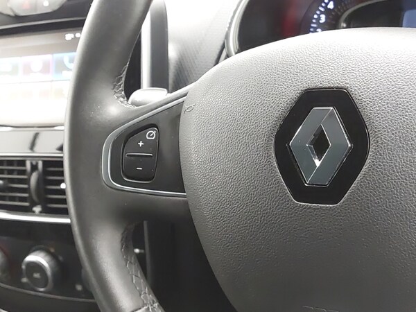 Used Renault Clio 2019 for sale - 76262018: Photo 11