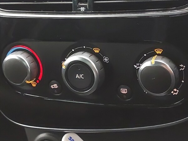 Used Renault Clio 2019 for sale - 76262018: Photo 16