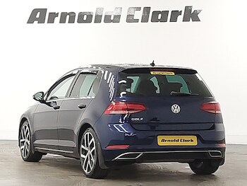 Used Volkswagen Golf 2019 for sale - 77823067: Photo