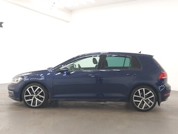 Used Volkswagen Golf 2019 for sale - 77823067: Photo