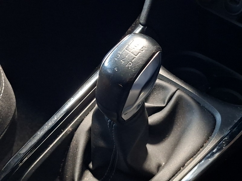 Used Peugeot 2008 2019 for sale - 78033084: Photo 15