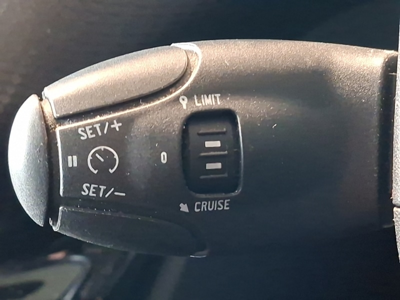 Used Peugeot 2008 2019 for sale - 78033084: Photo 17