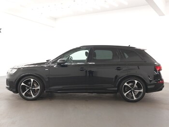 Used Audi Q7 2022 for sale - 77852465: Photo