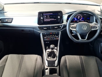 Used Volkswagen T-Roc 2026 for sale - 79074696: Photo