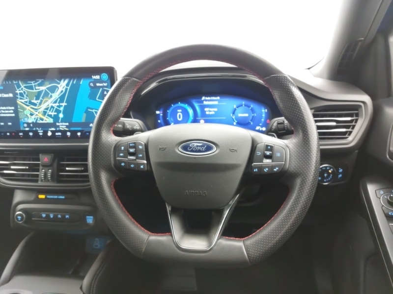 Used Ford Focus 2022 for sale - 76560611: Photo 7