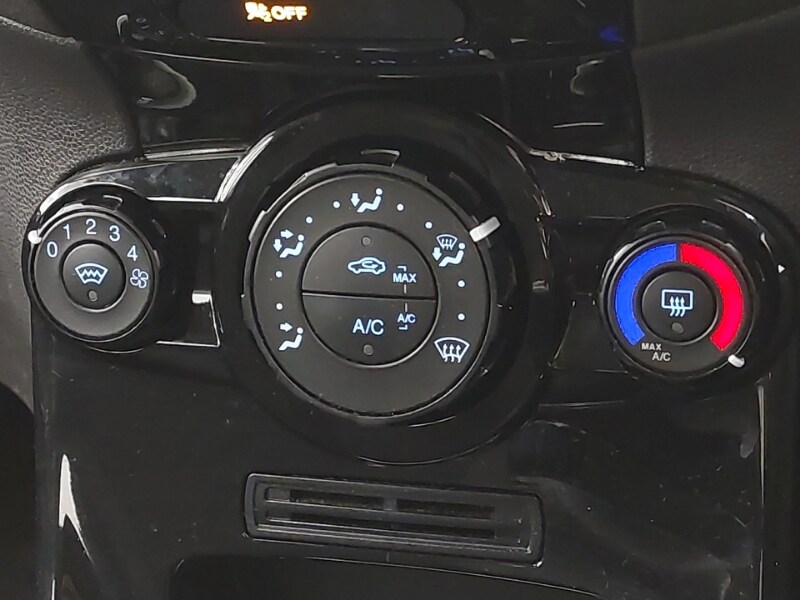 Used Ford Fiesta 2017 for sale - 76683599: Photo 16