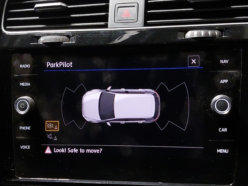 Used Volkswagen Golf 2017 for sale - 76664033: Photo 14