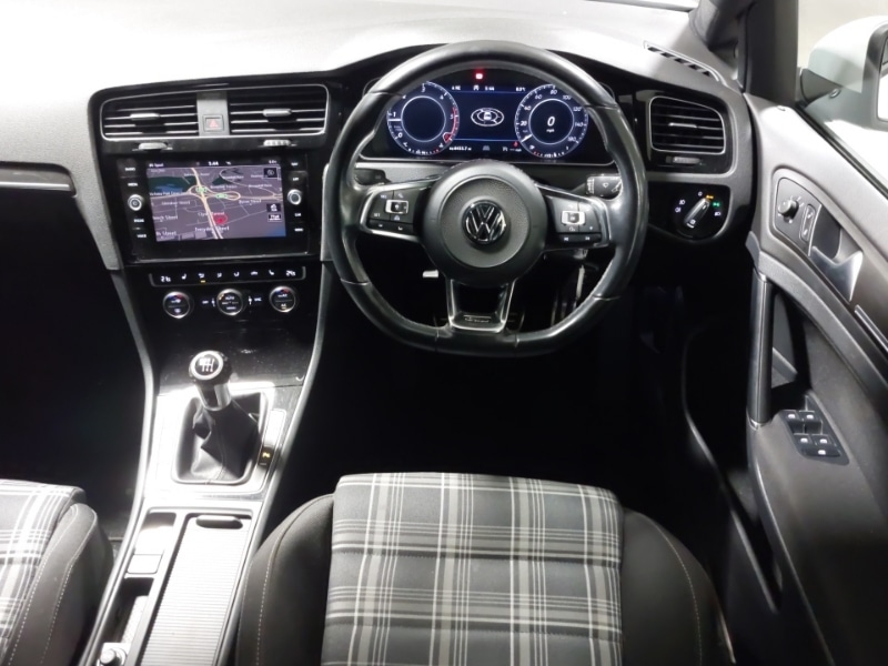 Used Volkswagen Golf 2017 for sale - 76664033: Photo 7