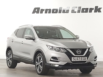 Used Nissan Qashqai 2017 for sale - 79586706: Photo