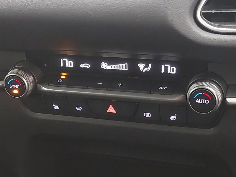 Used Mazda CX-30 2023 for sale - 76695693: Photo 16