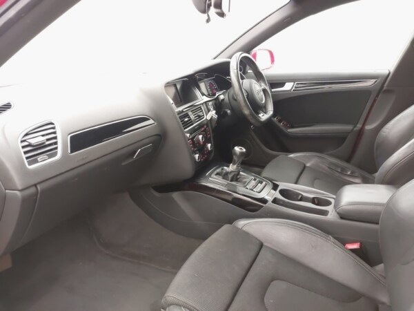 Used Audi A4 2014 for sale - 76195677: Photo 5
