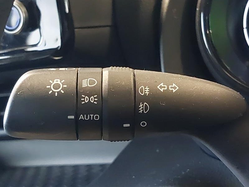 Used Mazda Mazda2 HYBRID 2023 for sale - 77495371: Photo 17