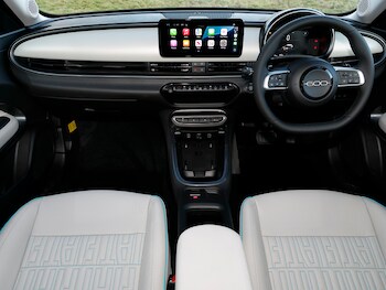 Used Fiat 600 2025 for sale - 77308010: Photo