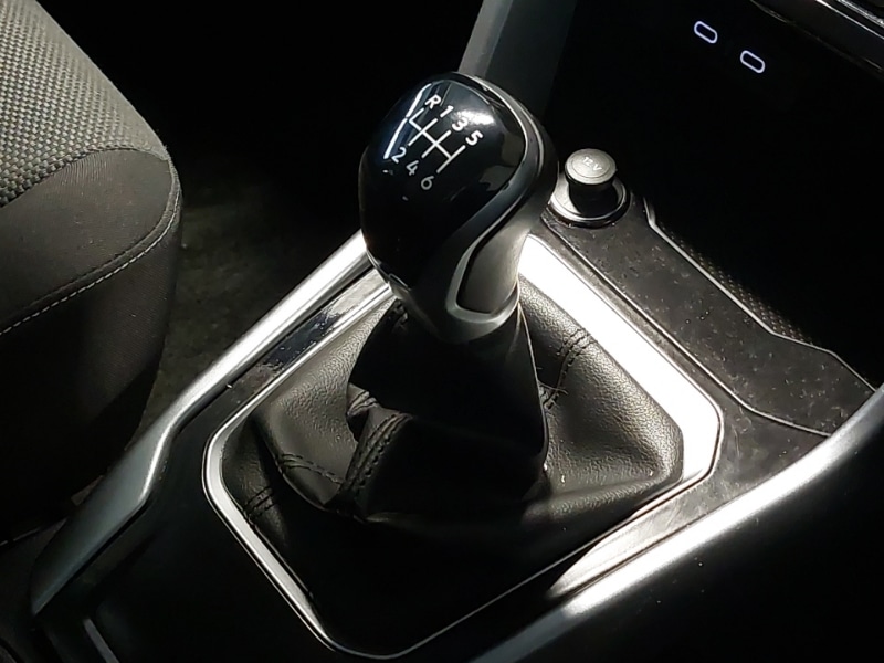 Used Volkswagen T-Roc 2023 for sale - 77664022: Photo 19