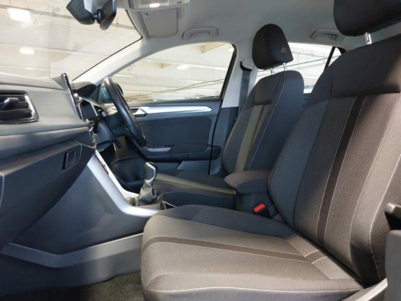 Used Volkswagen T-Roc 2023 for sale - 77664022: Photo 5