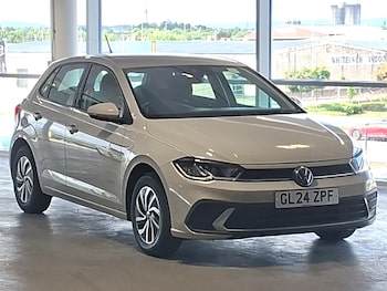 Used Volkswagen Polo 2024 for sale - 79477303: Photo