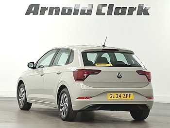 Used Volkswagen Polo 2024 for sale - 79477303: Photo