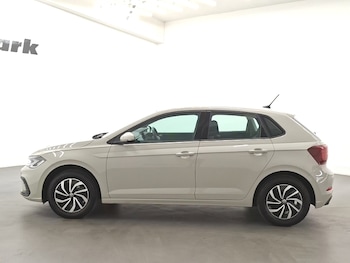 Used Volkswagen Polo 2024 for sale - 79477303: Photo