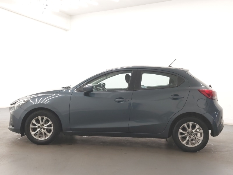 Used Mazda Mazda2 2015 for sale - 76589334: Photo 4