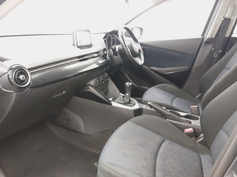 Used Mazda Mazda2 2015 for sale - 76589334: Photo 5