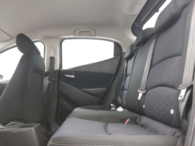 Used Mazda Mazda2 2015 for sale - 76589334: Photo 6