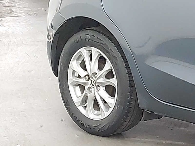 Used Mazda Mazda2 2015 for sale - 76589334: Photo 9