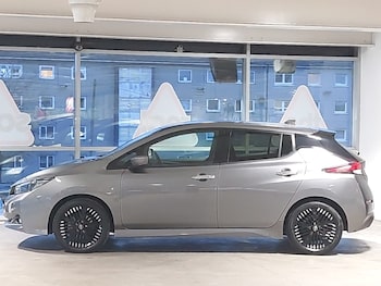 Used Nissan Leaf 2022 for sale - 77154910: Photo