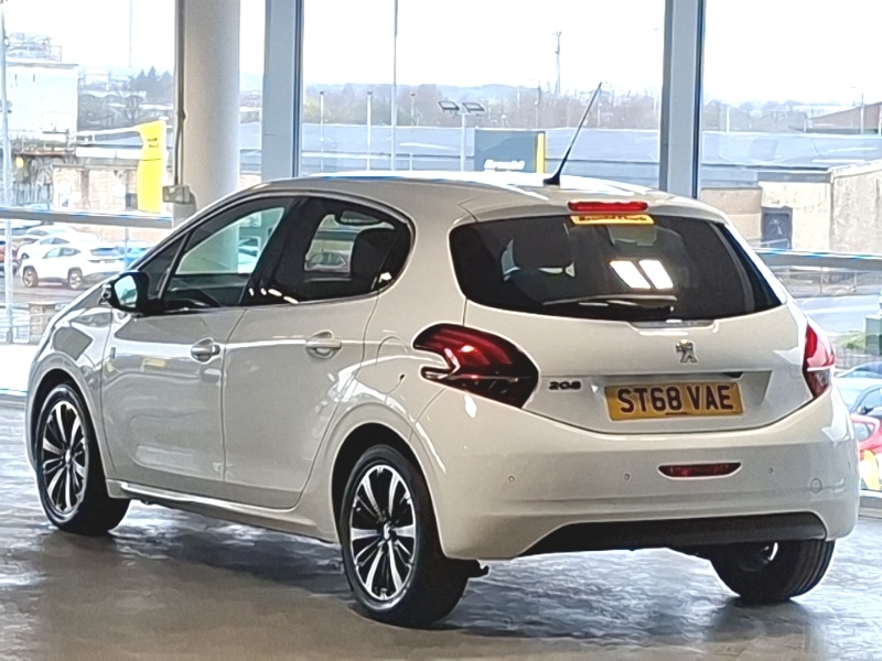 Used Peugeot 208 2018 for sale - 78033076: Photo 3