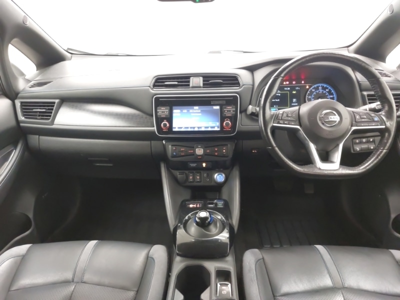 Used Nissan Leaf 2018 for sale - 77380079: Photo 2